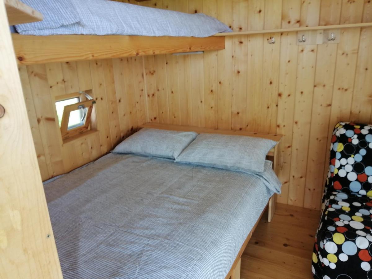 فيلا Glamping With A View Smlednik المظهر الخارجي الصورة